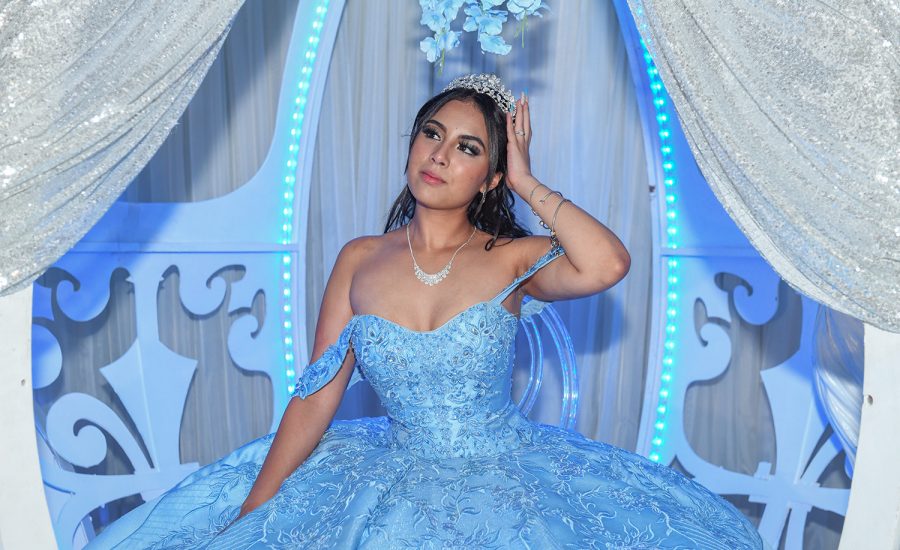 Leydis Gomez: "Angeline's Quinces"